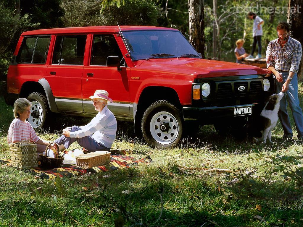 ¿Le contaría alguien a esta idílica familia australiana que eso con un óvalo azul de conveniencia es un Nissan Patrol?