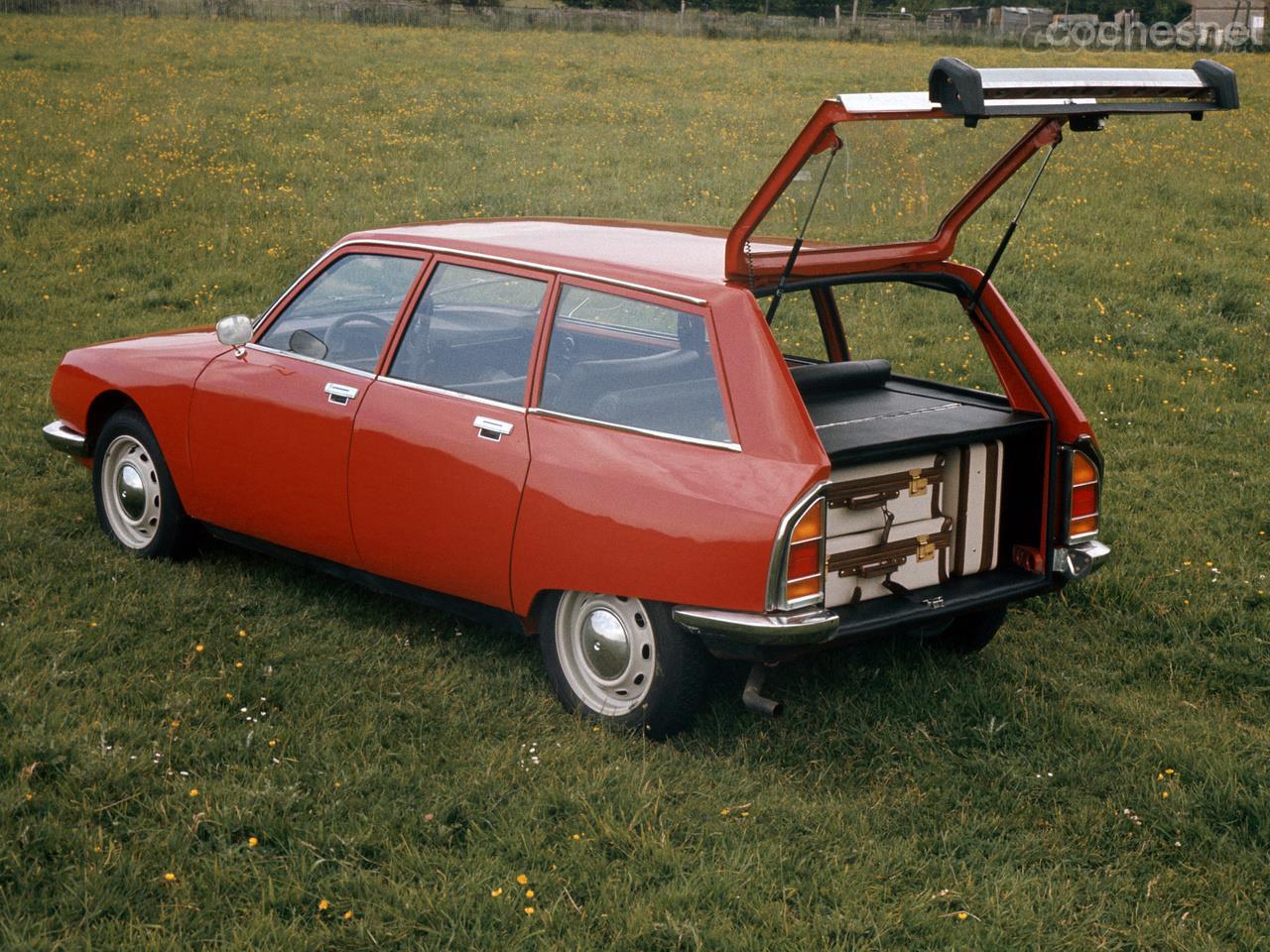 El Citroën GS  Break mejoró la capacidad de carga y facilitó la misma con un portón que abría hasta más abajo del parachoques.