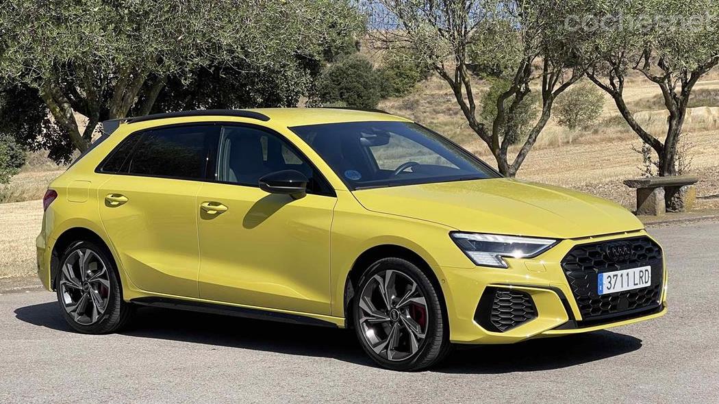 El Audi A3 Sportback 45 TFSIe es un viejo conocido, pero totalmente renovado con una nueva plataforma que permite montar motores híbridos enchufables.