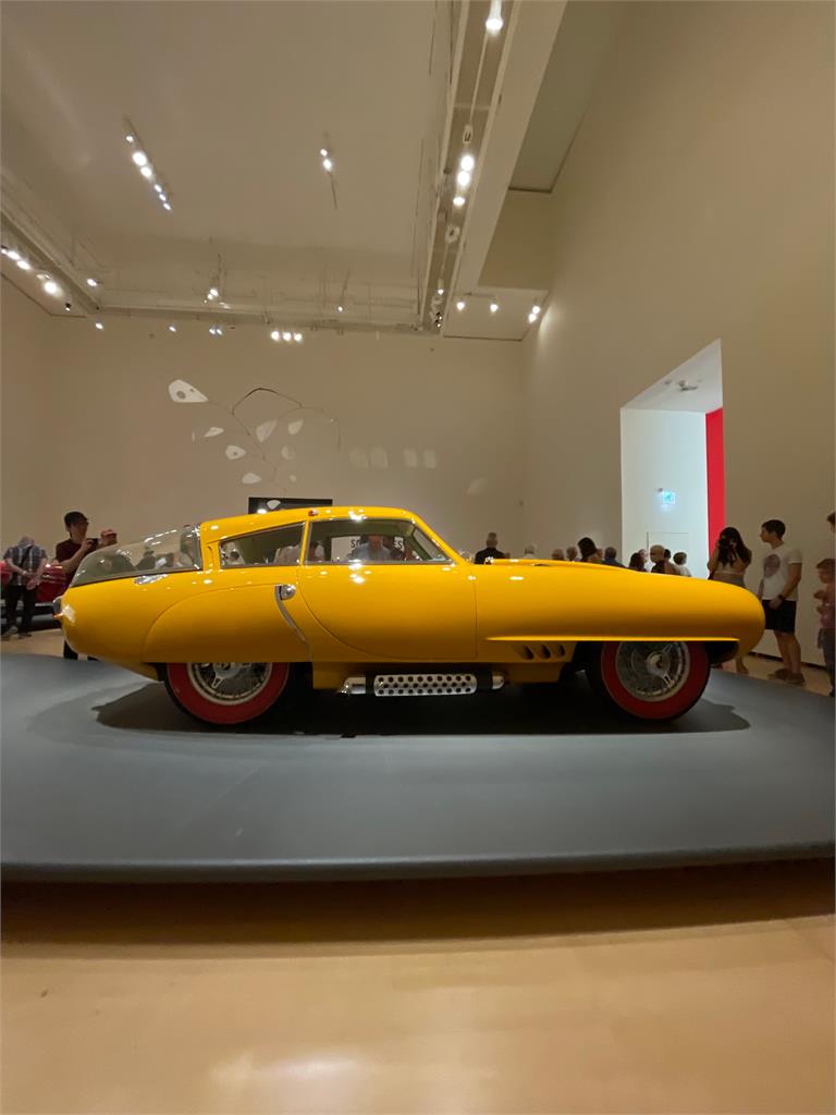 Una de las piezas más espectaculares de la exposición del Guggenheim de Bilbao fue el Pegaso Z-102 Cúpula.