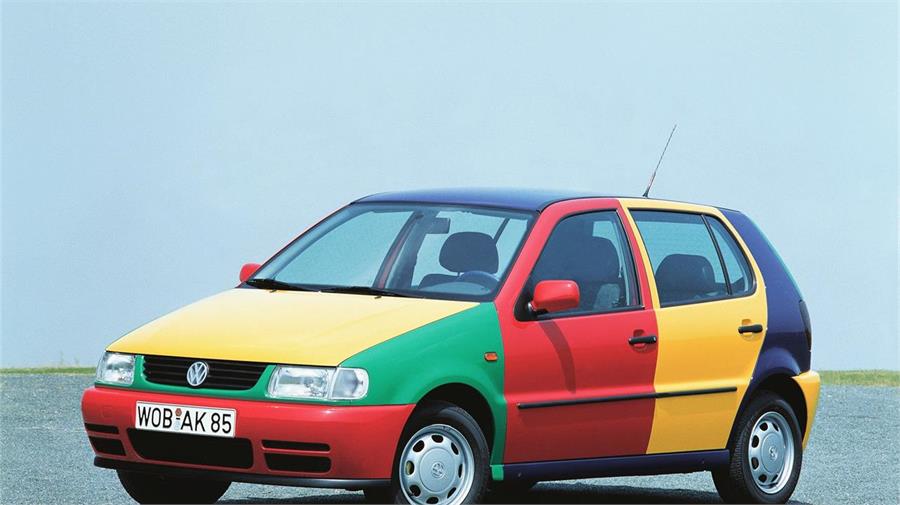El Volkswagen Polo Harlekin se presentó en el Salón de Frankfurt de 1995.