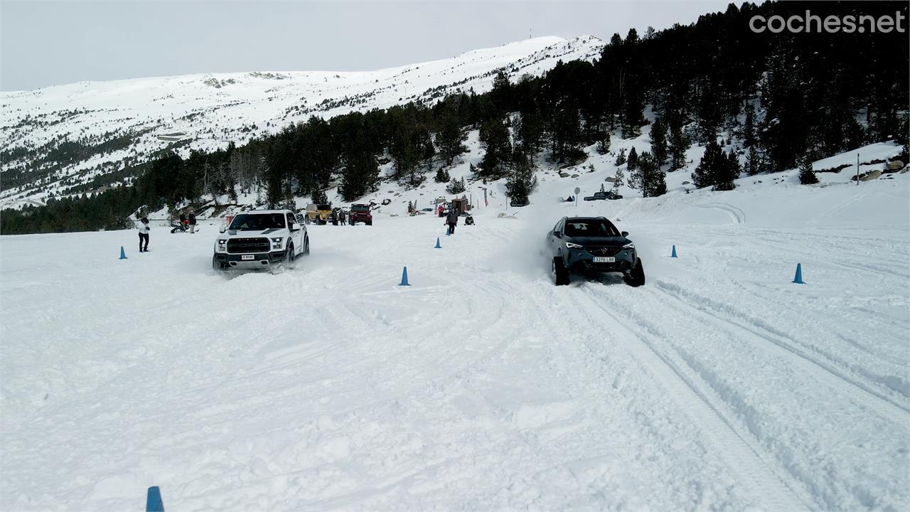 Las orugas Mattracks hicieron que el CUPRA pilotado por Tarifa ganara a la Raptor de Nexxuz.