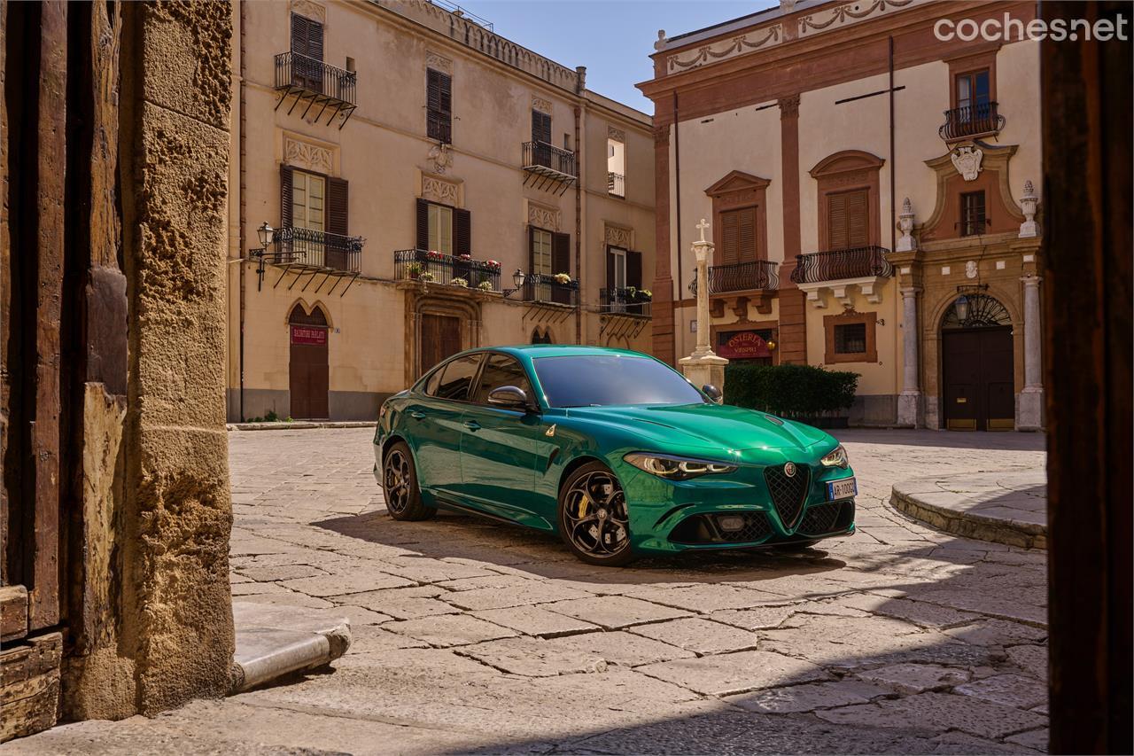 Alfa Romeo Giulia y Stelvio Quadrifoglio 100º Anniversario