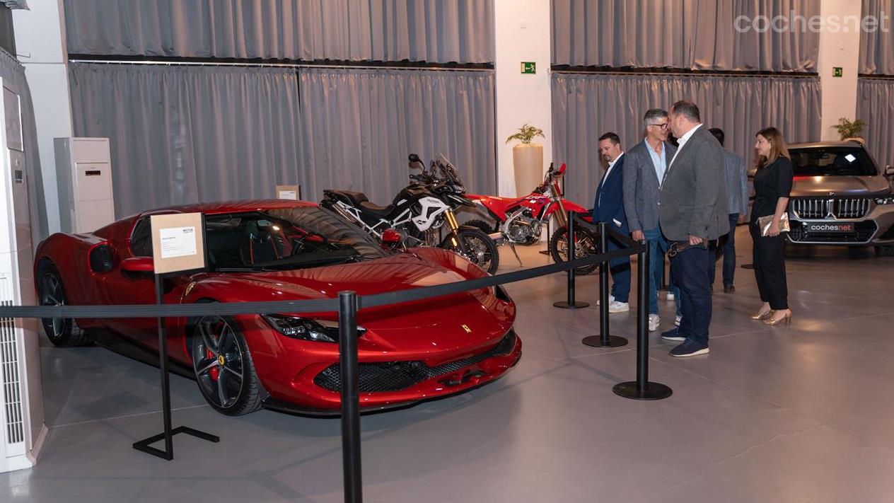 Todos los coches y motos finalistas de esta edición de los Motor Awards 2023 estuvieron expuestos mientras duró el evento. 