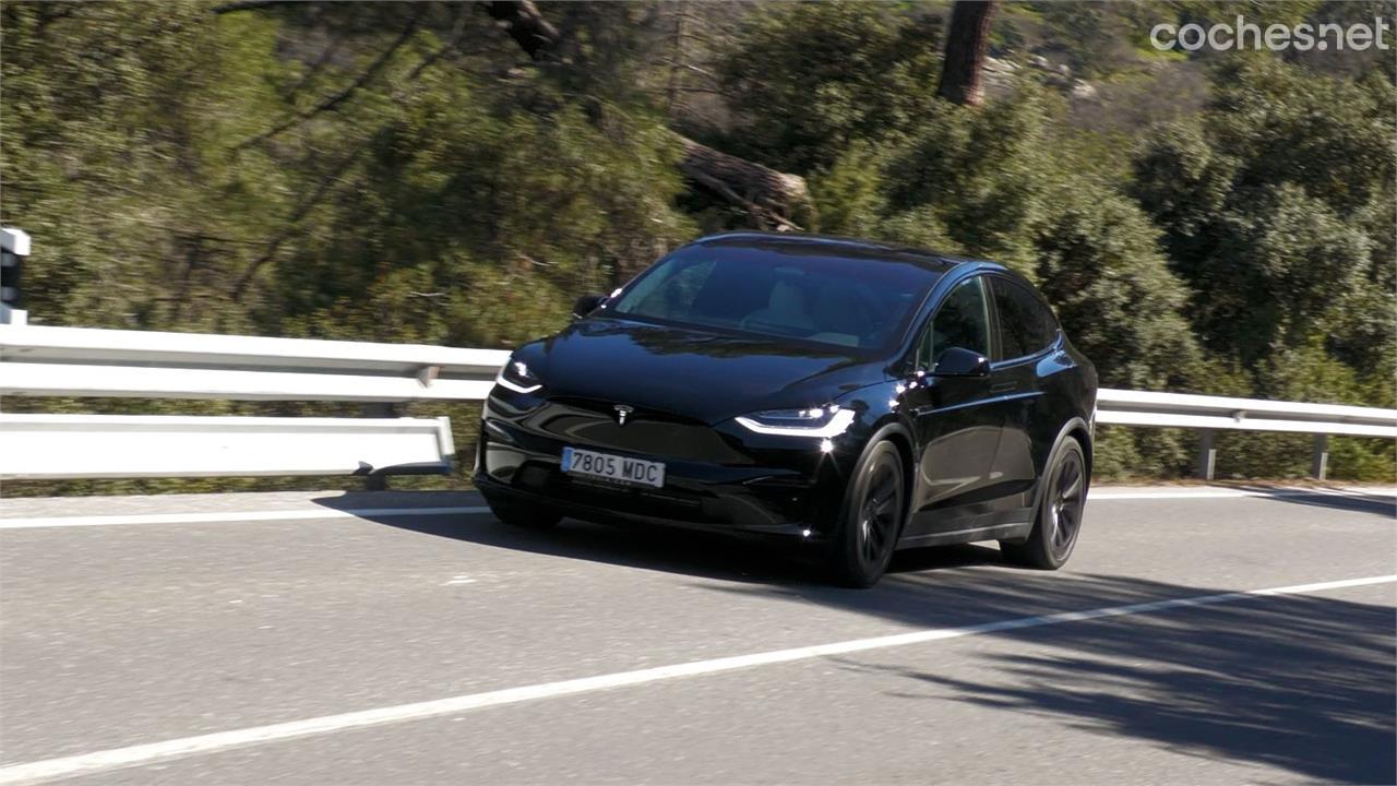 El Model X con el que fuimos al circuito francés era la versión Plaid, la opción más potente que Tesla ha hecho hasta el momento.