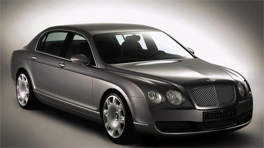 ¿Un Bentley moderno por menos de 25.000 euros? Así es, ahora puedes encontrar Continental Flying Spur con 560 CV por esta cifra.