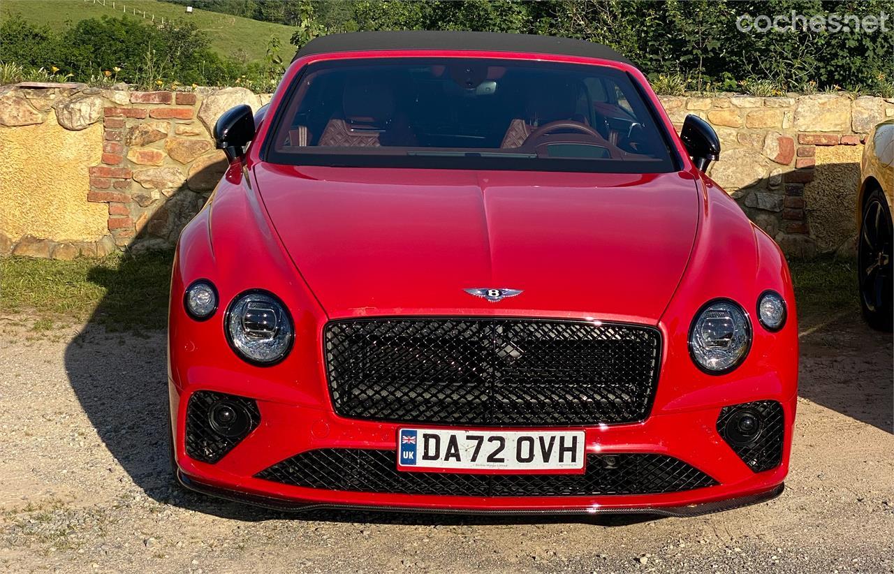 Un Continental GTC V8 S equipado como esta unidad de prueba pasa la barrera de los 400.000 euros.