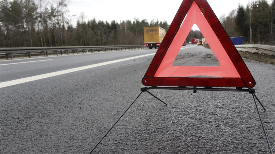 Triángulos de emergencia: dejan de ser obligatorios en autopistas y autovía
