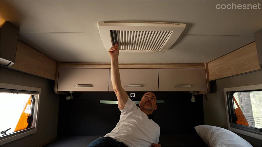 En la Knaus Van Ti Plus hay muchas trampillas para ventilación que pueden cubrirse con cortinilla o mosquitera. 