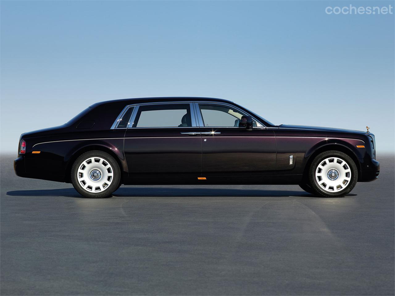 Rolls Royce Phantom Extended Wheelbase: Versión de batalla larga en Pekín