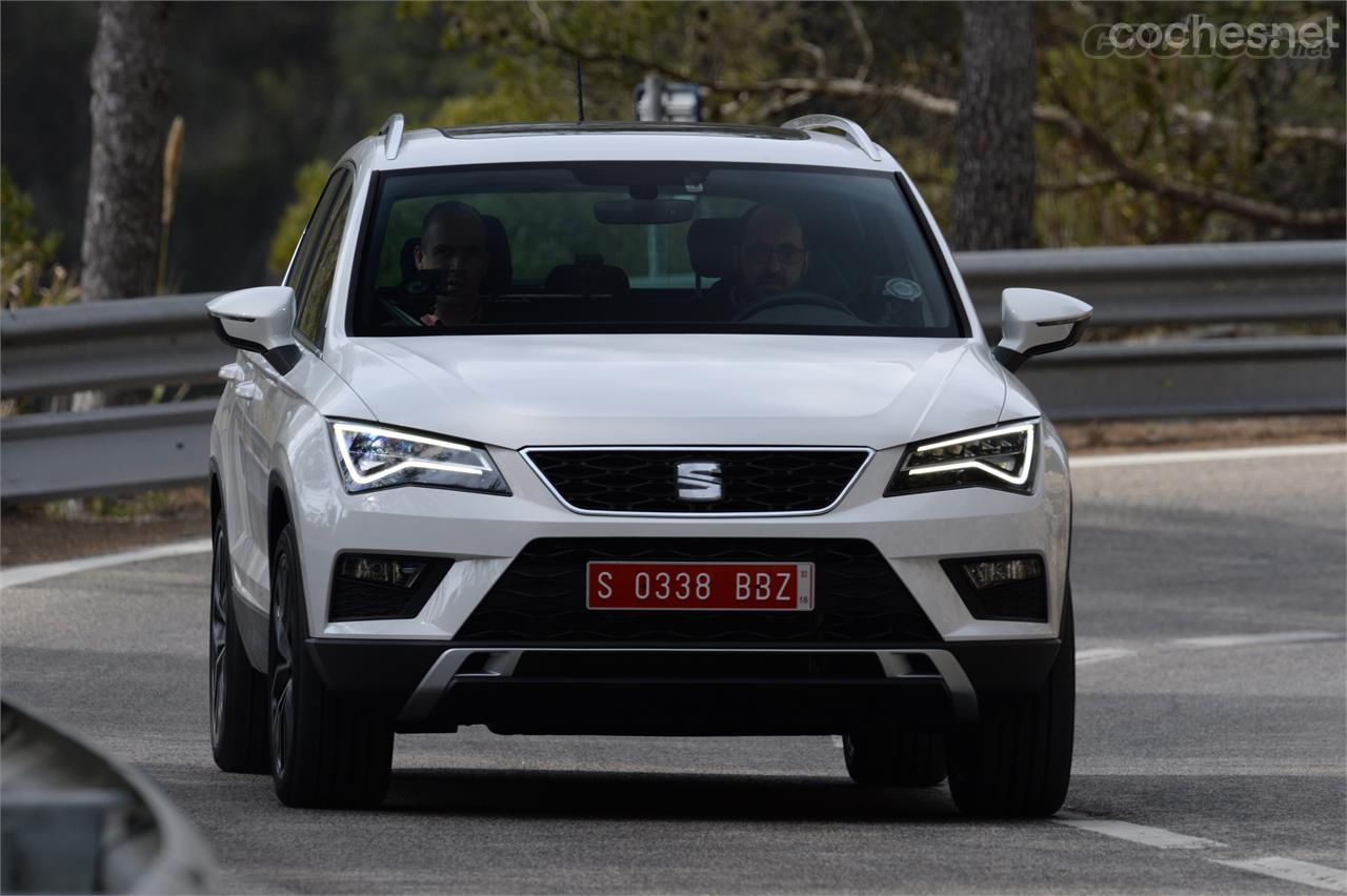 El Ateca es un León del tamaño de un Qashqai. Como definición es buena para que os hagáis una idea del tipo de coche que es.