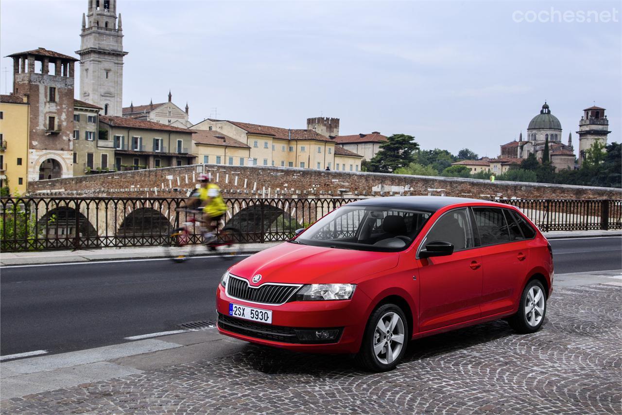 Restando los 5.000 euros de descuento de lanzamiento, tenemos un Spaceback desde prácticamente 12.000 euros