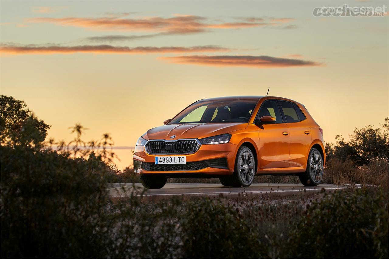 El nuevo Skoda Fabia crece hasta los 4,11 metros de largo, lo que lo convierte en uno de los utilitarios más grandes del segmento.