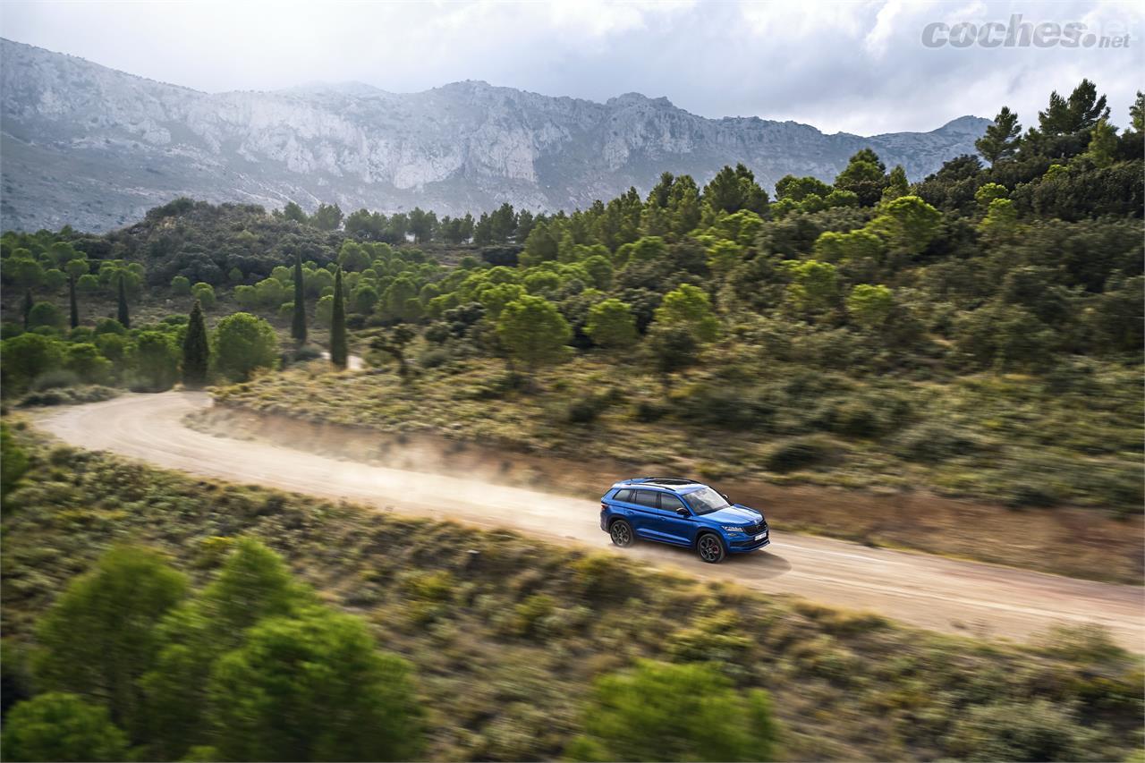 El Kodiaq RS ofrece algo tan "típicamente Skoda" como una buena relación entre prestaciones, habitabilidad, equipamiento de serie y precio (lo que no significa que sea barato en este caso).