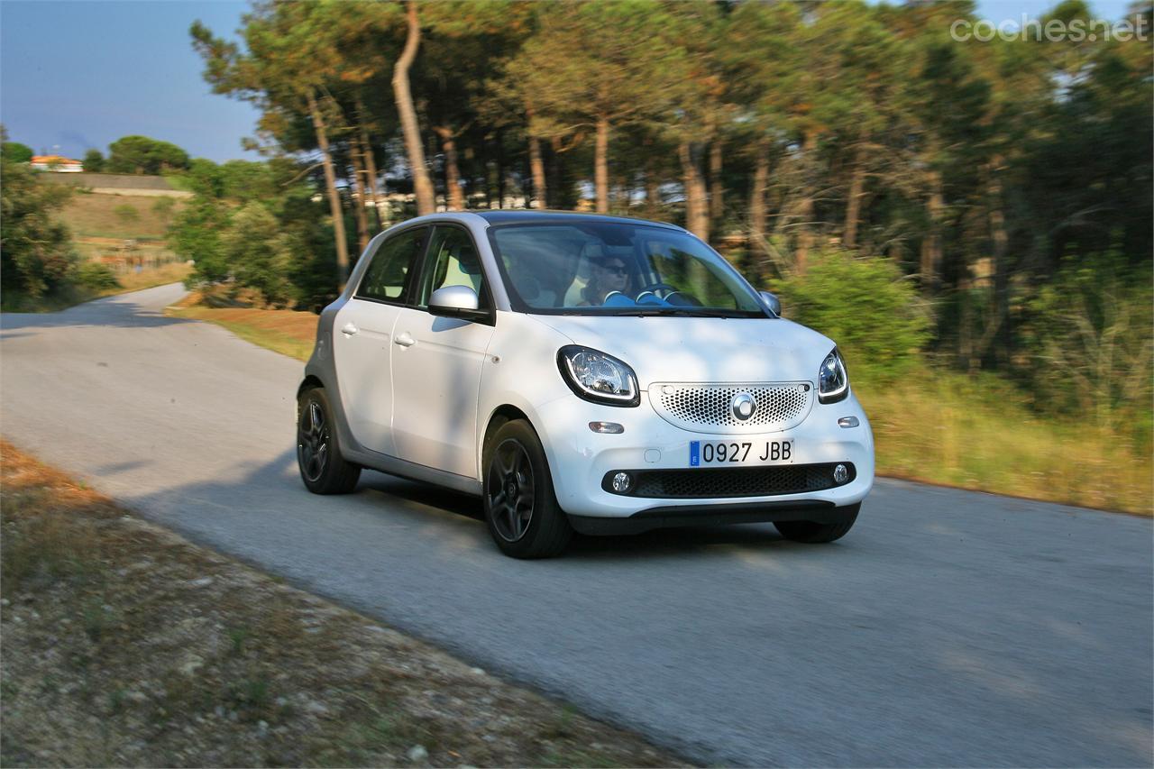 El Smart Forfour es otro clásico de la ciudad. Pero de cuando Smart era realmente smart. 