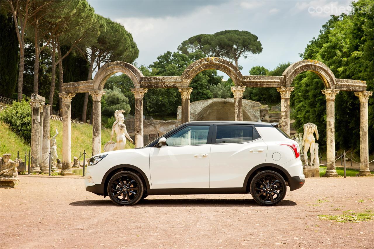 Una estética peculiar y una buena habitabilidad gracias a su notable distancia entre ejes definen a este nuevo SUV urbano.