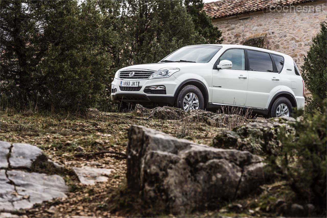 El Rexton incorpora también el nuevo diésel, pero con una caja automática de 7 velocidades.