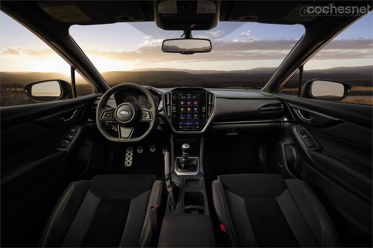 La gran pantalla vertical de 11,6 pulgadas es lo más destacado del nuevo interior.