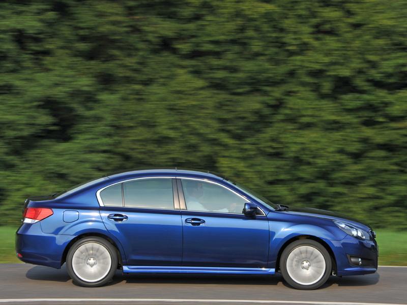 Subaru Legacy Sedán