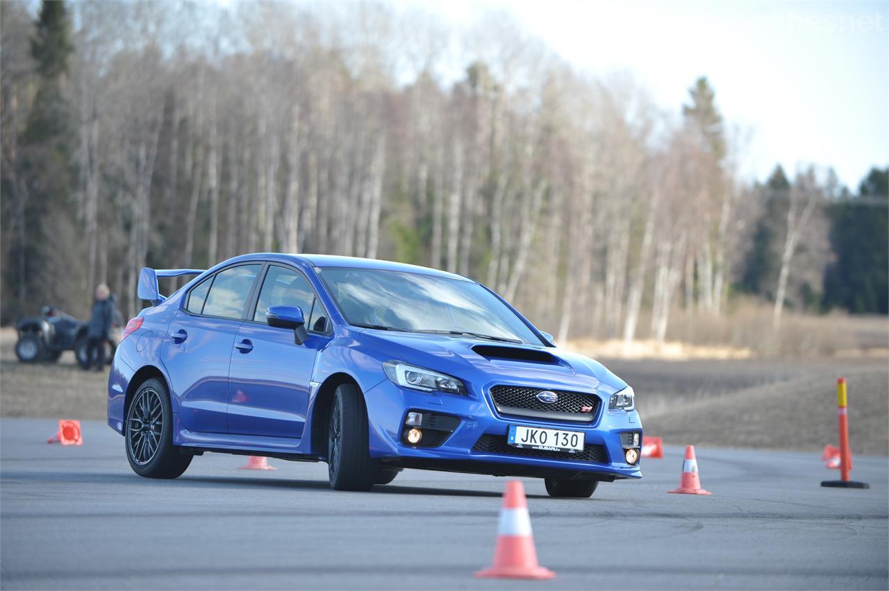 Subaru ha buscado conseguir un chasis lo más equilibrado posible y con menos balanceo.