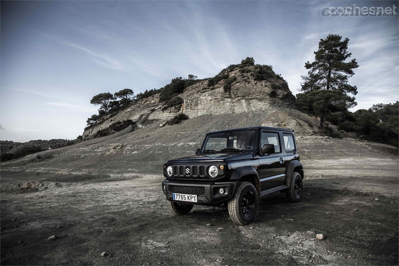 Probamos el Suzuki Jimny 1.5 JLX Auto, un TT ideal para salir a la montaña. 