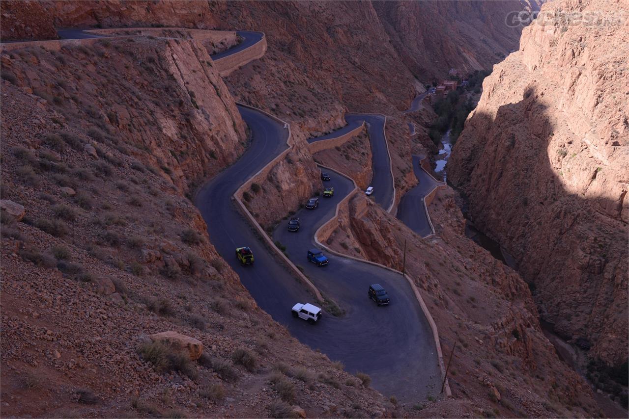 Las gargantas del Dades tienen una carretera muy especial en la que deleitarse contemplando el paisaje.