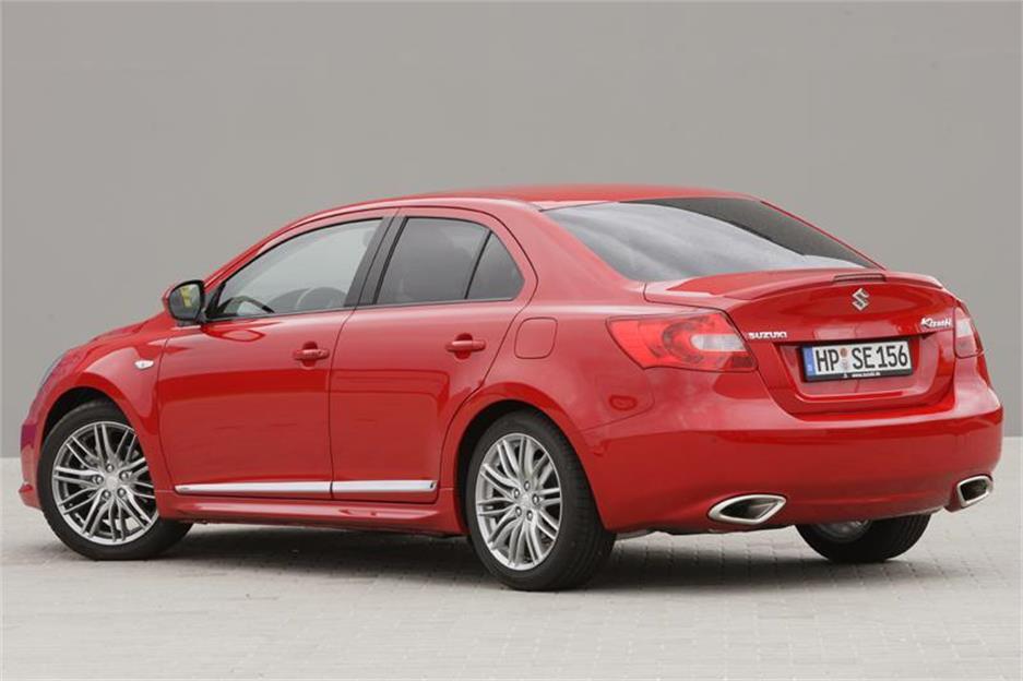 Suzuki kizashi фото