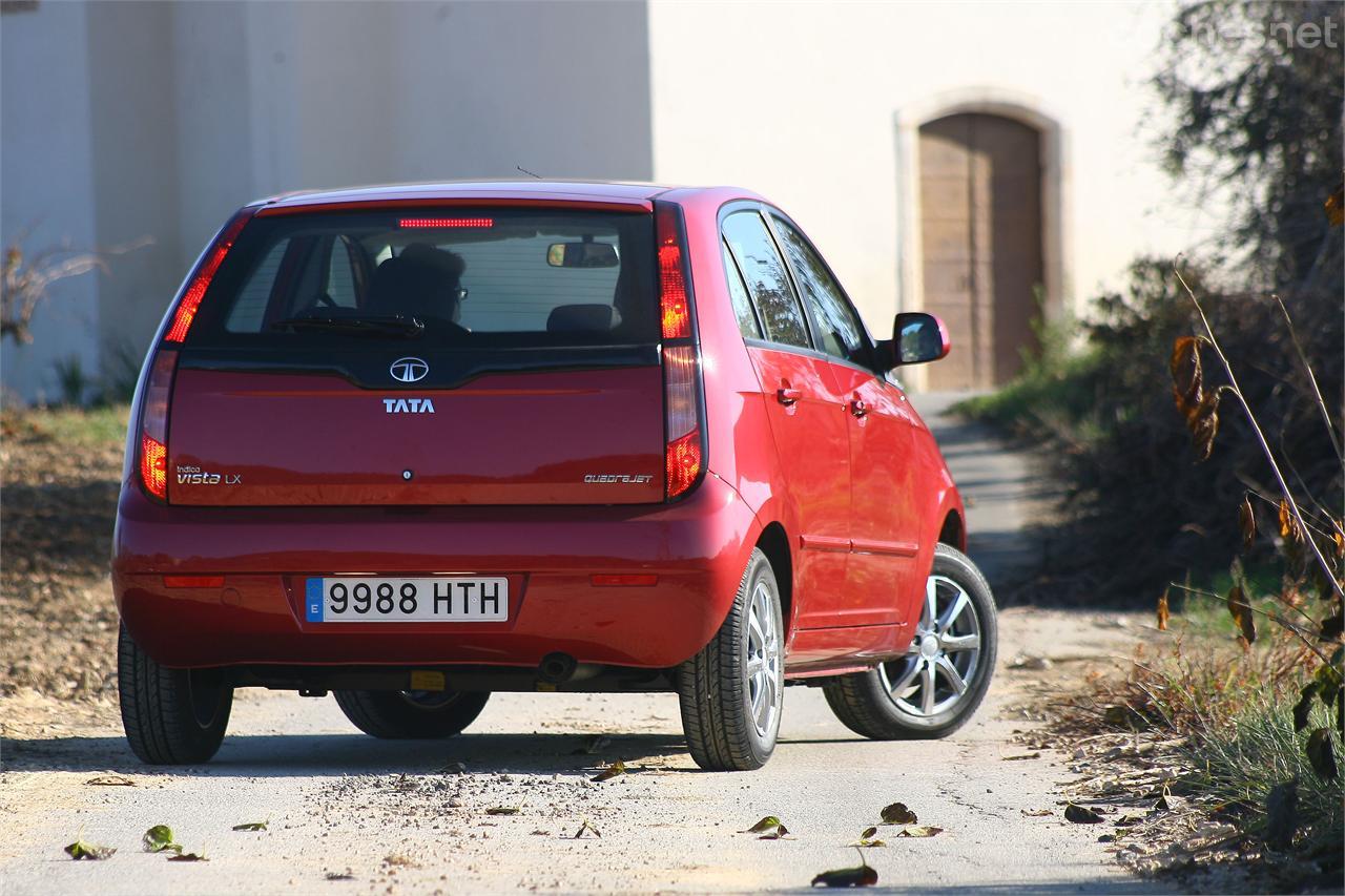 Tata ha sabido fabricar un coche al mismo tiempo sencillo, económico y bien equipado.