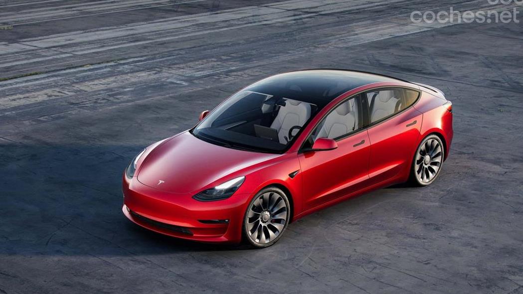 Un Tesla a precio de compacto eléctrico: El Model 3 desde  € |  Noticias 