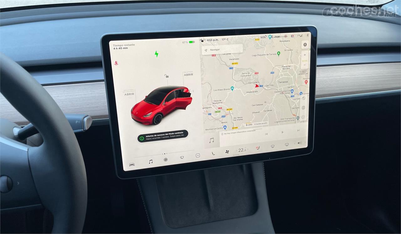 Una tableta desde la que se controla todo. Así es la enorme pantalla del Model Y.