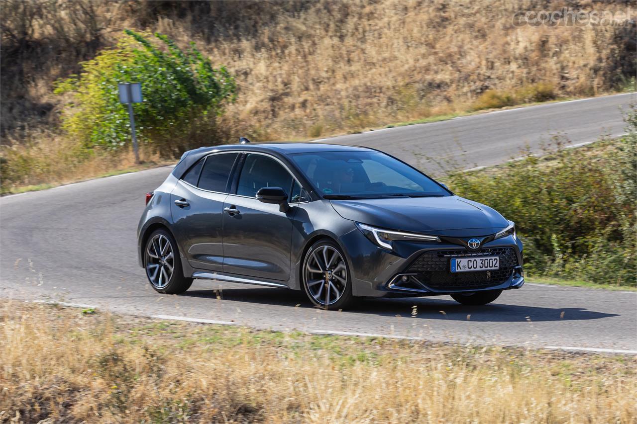 La respuesta en carretera del Toyota Corolla 2023 en su versión de 140 Cv es claramente mejor que la de la anterior variante de 122 CV.