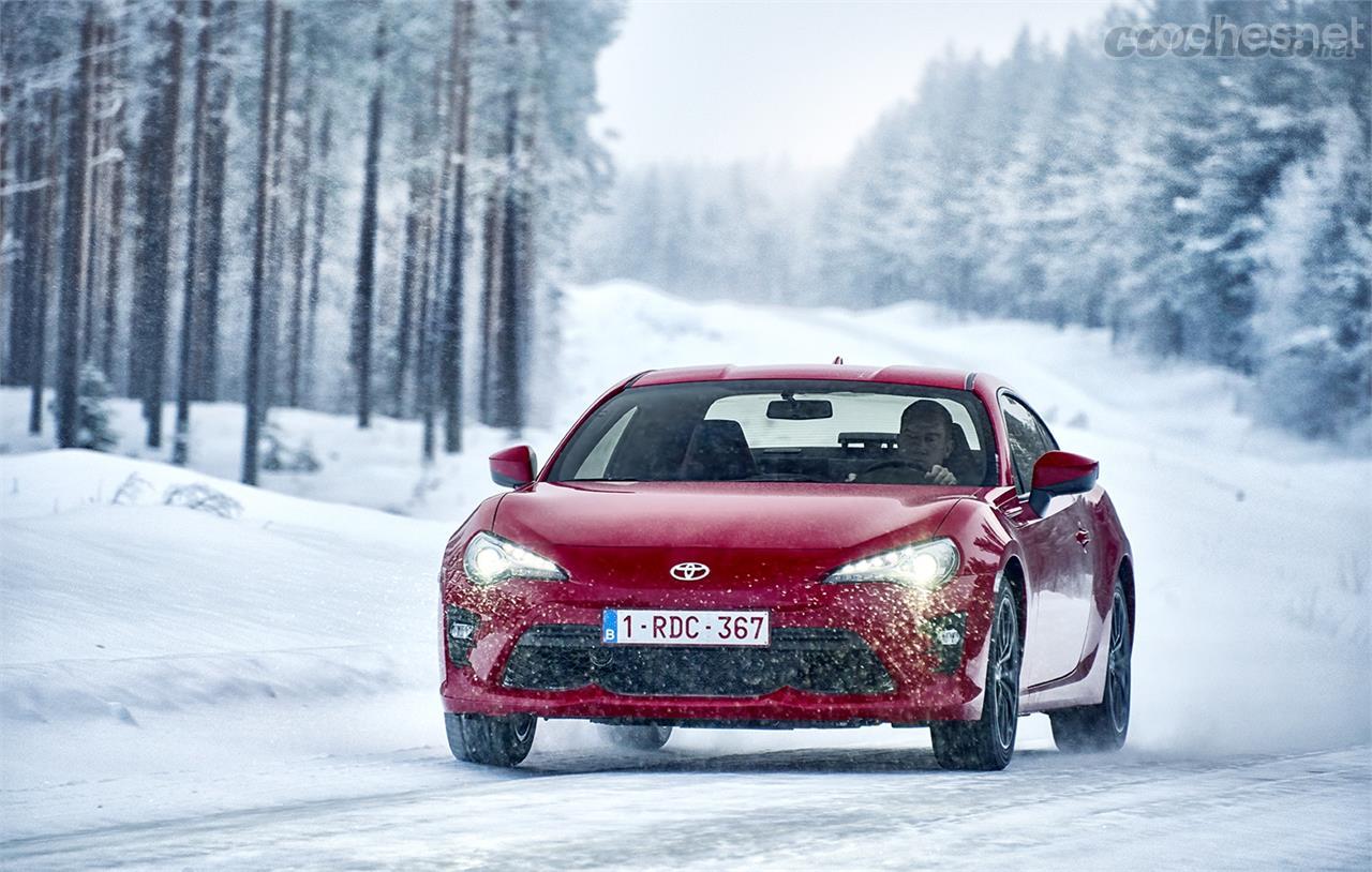 Opiniones de Toyota GT86 2017: Más deportivo y confortable