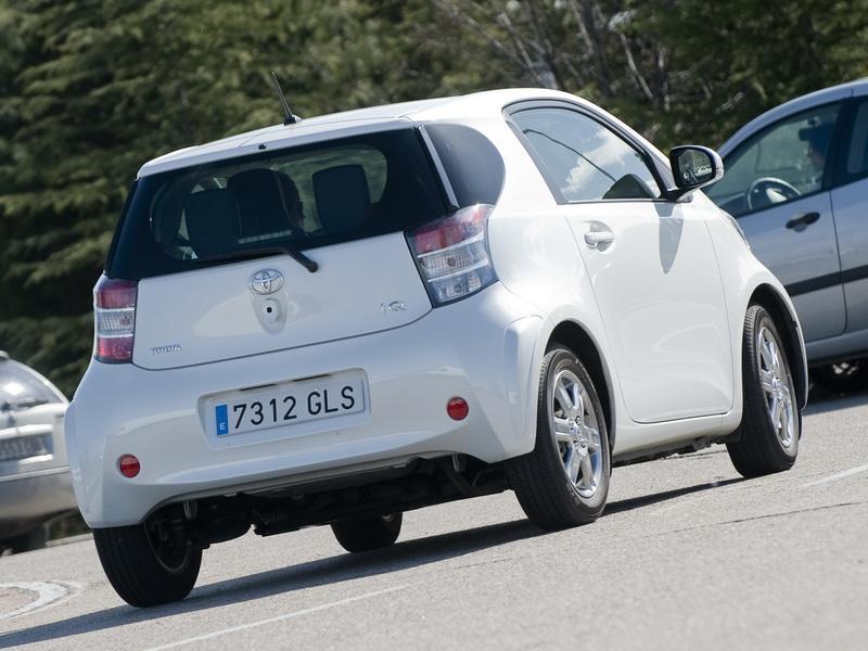 Toyota iq 2010