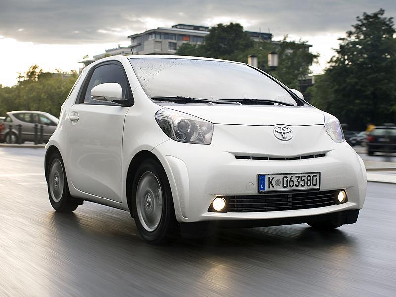 Toyota iQ