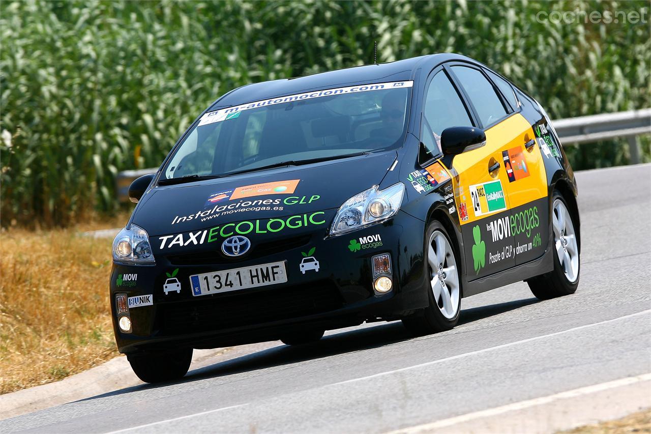 Toyota Prius Movi Ecogas-GLP