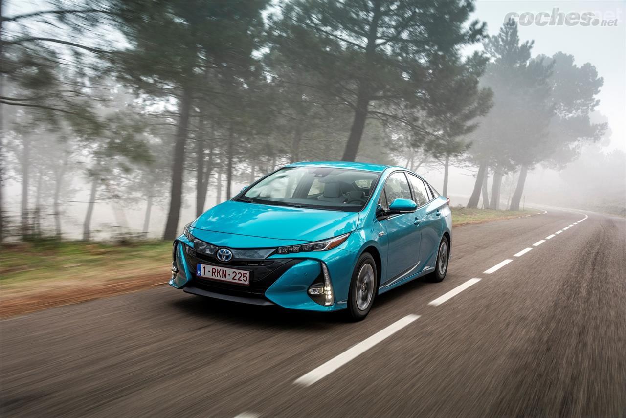 Toyota Prius Plug-in 2021: Con etiqueta CERO de la DGT