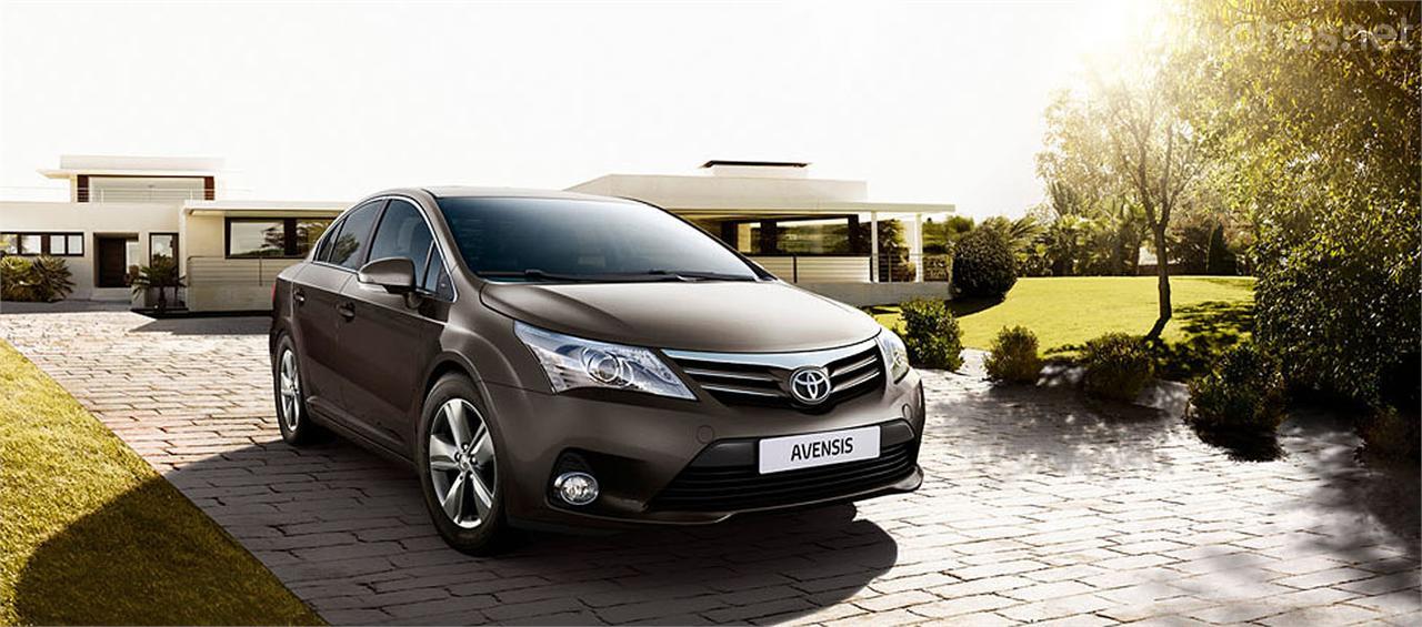 Gama Toyota Avensis 2014