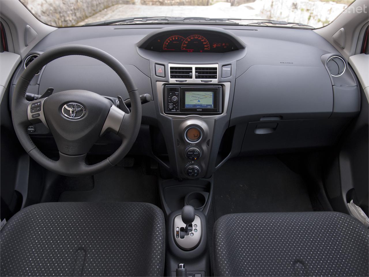 Toyota Yaris 1.33 VVT-i Connect Confortdrive