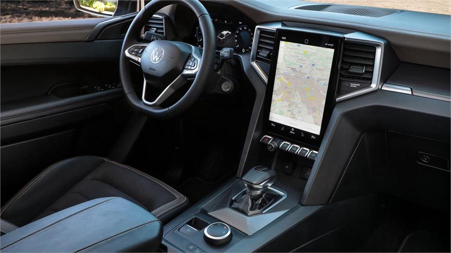 Las pantallas y los mandos del Volkswagen Amarok 2023 son los mismos que ya anunció Ford en su hermano, el Ranger.
