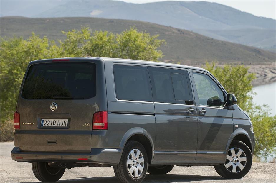 Volkswagen caravelle поколения