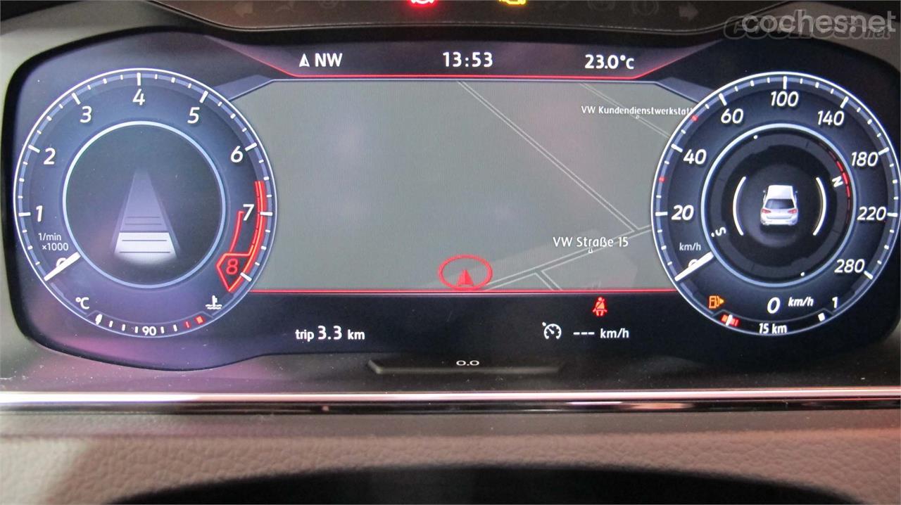 El Volkswagen digital cockpit que ya vimos en Passat y Tiguan con una pantalla de 12,3" ahora llega al Golf.