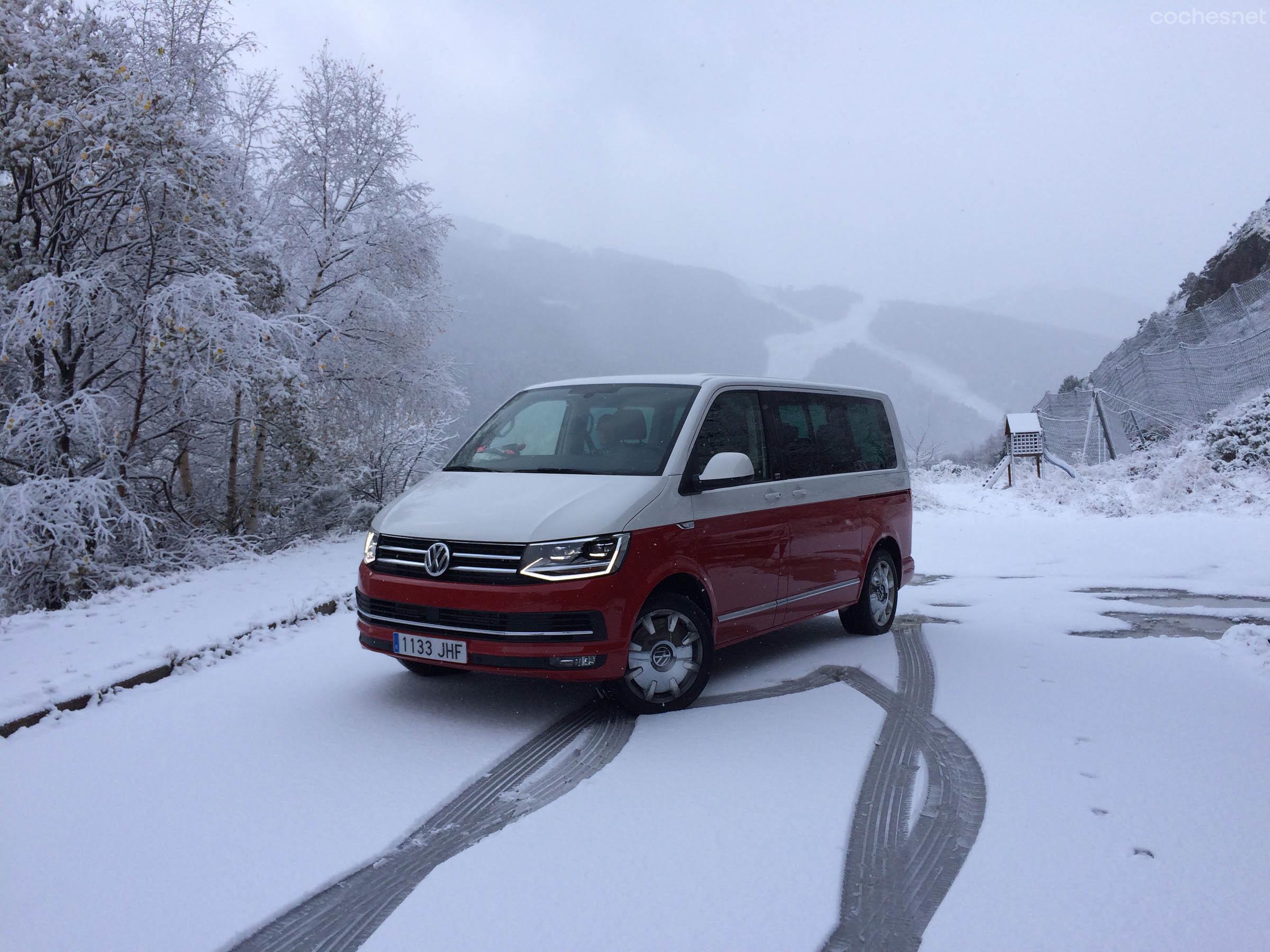 Es una verdadera lástima que el ESP no se pueda desactivar. Sería de gran ayuda a la hora de conducir sobre nieve u otras superficies con poco agarre.