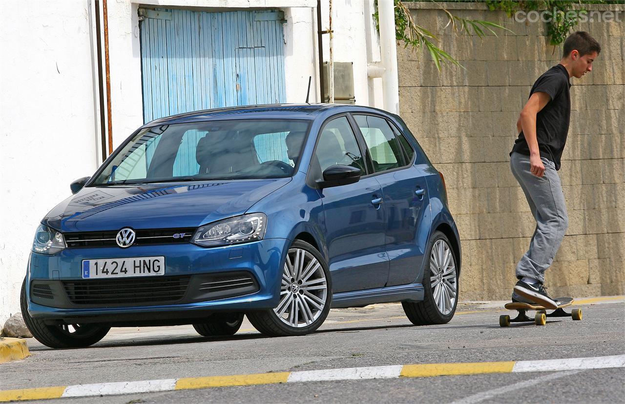 Mezcla elementos deportivos del GTI con soluciones ahorradoras del Bluemotion (Fotos: Eloy García)