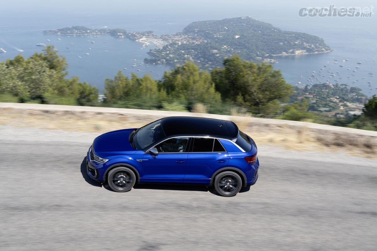 Volkswagen T-Roc R ofrece un paso por curva ágil, estable y muy rápido.