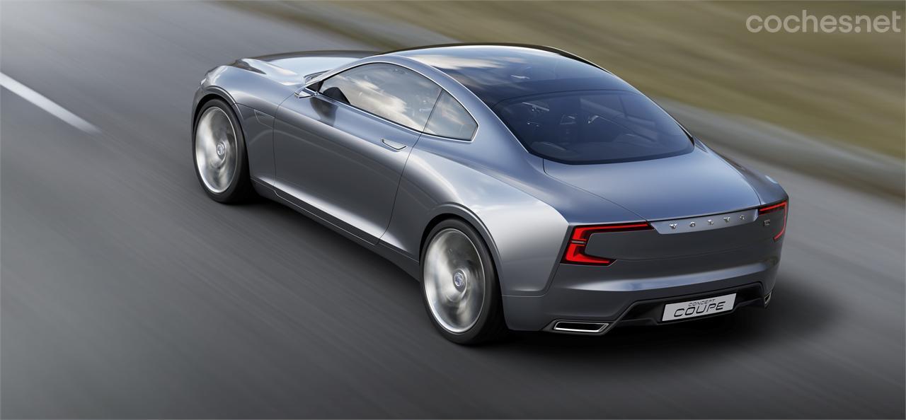 Este concept es claramente un cupé en sus formas, y destila la elegancia característica de Volvo, que va a mantener en sus futuros modelos. 