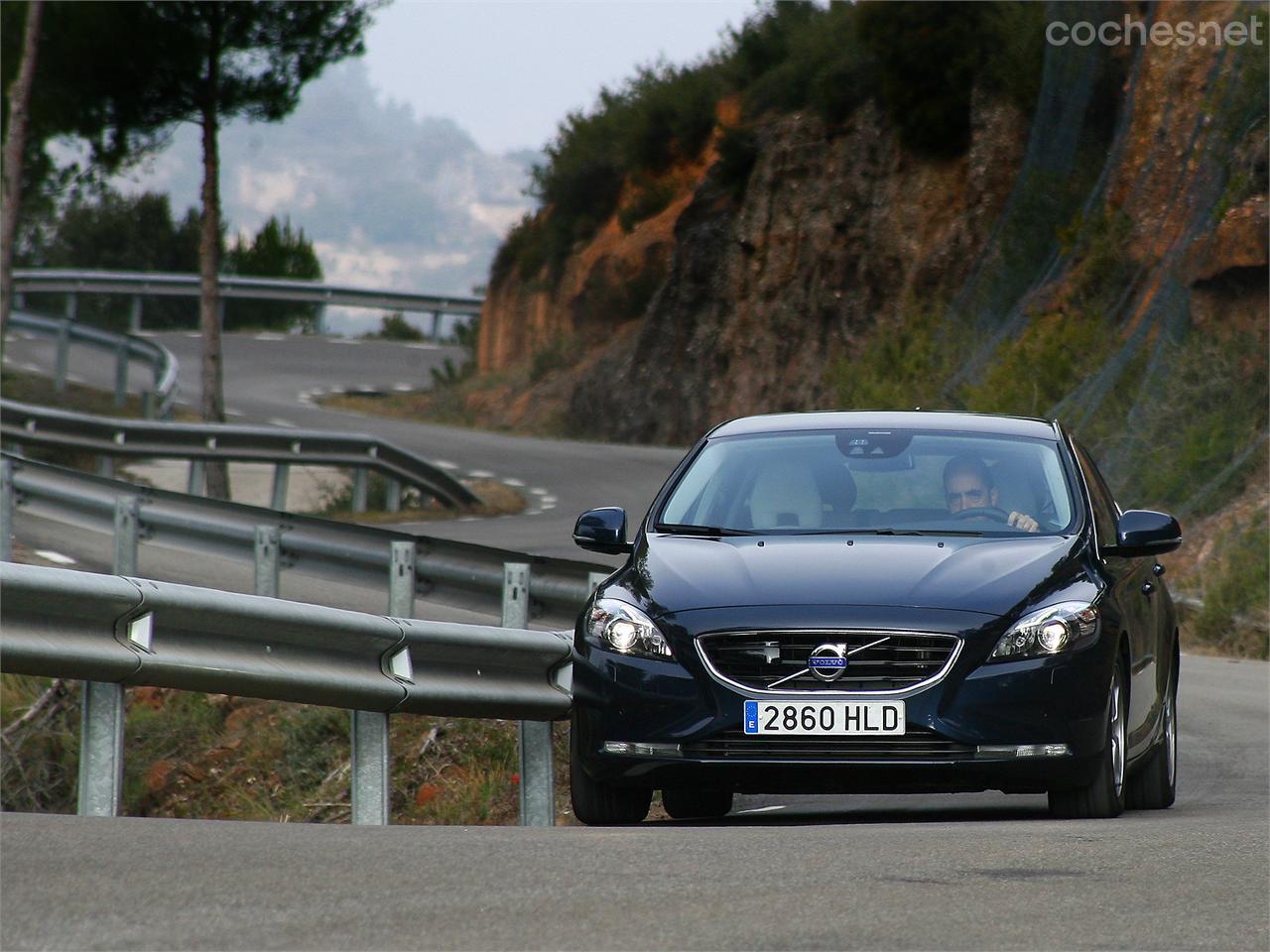 Volvo V40 D2