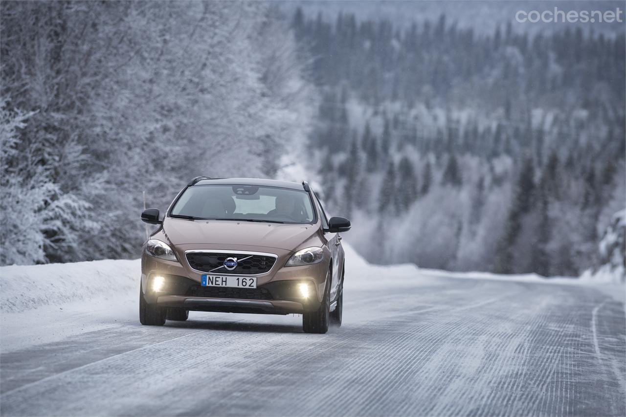 Opiniones de Volvo V40 T2 y Cross Country T4 AWD