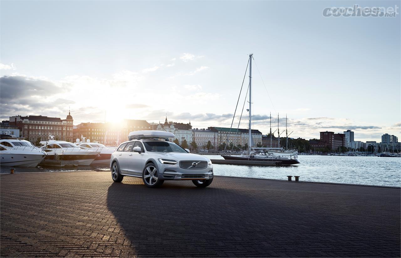 El Volvo V90 Cross Country Ocean Race celebra el comienzo de la vuelta al mundo a vela y contribuye al estudio sobre el nivel de contaminación de los océanos. 