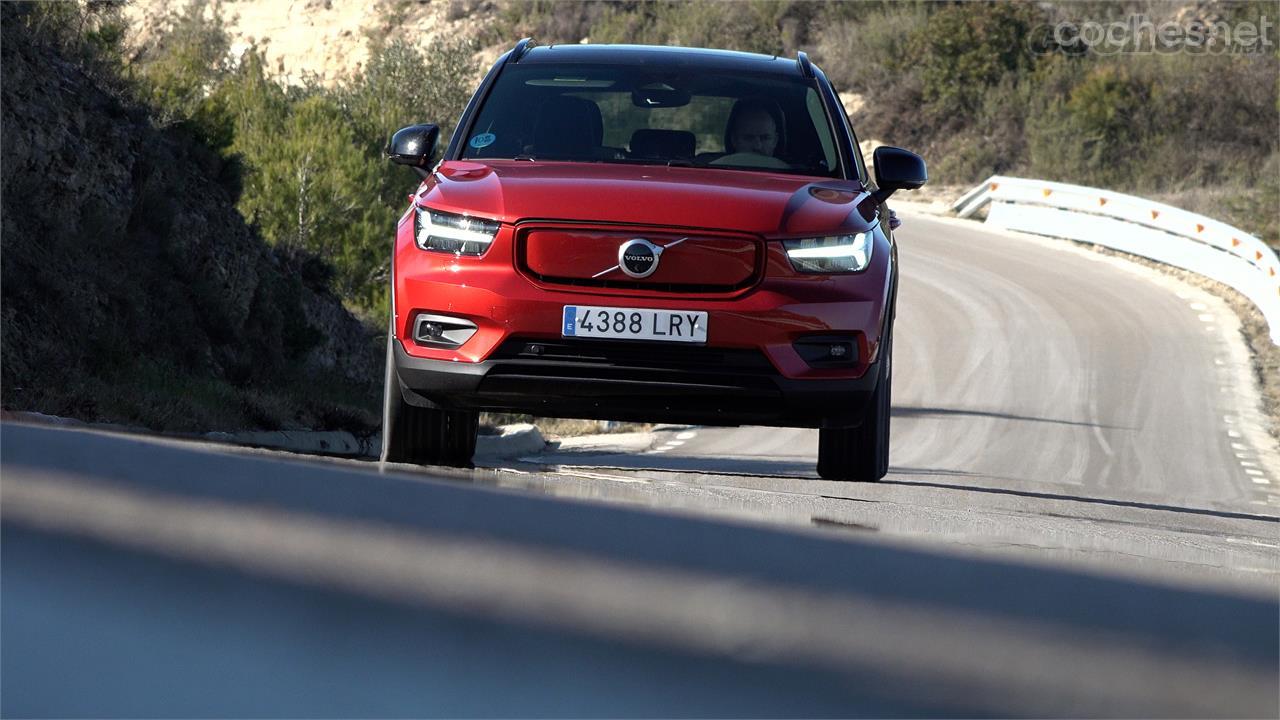 El Volvo XC40 Recharge Twin es la versión más silenciosa y refinada de la gama XC40.