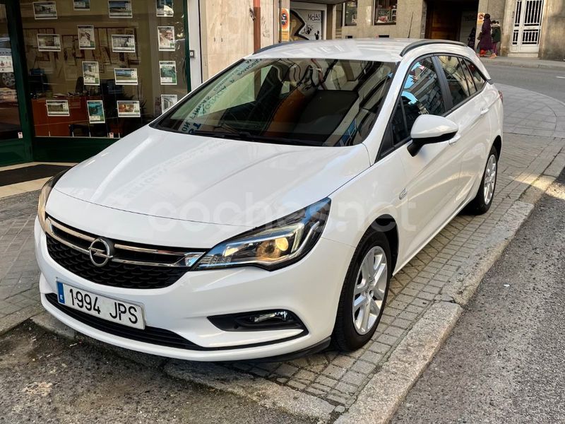 OPEL Astra 1.6 CDTi 110 CV Selective ST